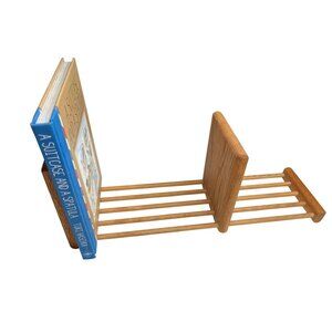 Adjustable Wooden Free-Standing Bookshelf With Slatted Design & Sturdy Structure
